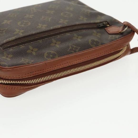 LOUIS VUITTON Monogram Pochette Sports Clutch Bag No.183 LV Auth 99003 - Picture 6 of 16